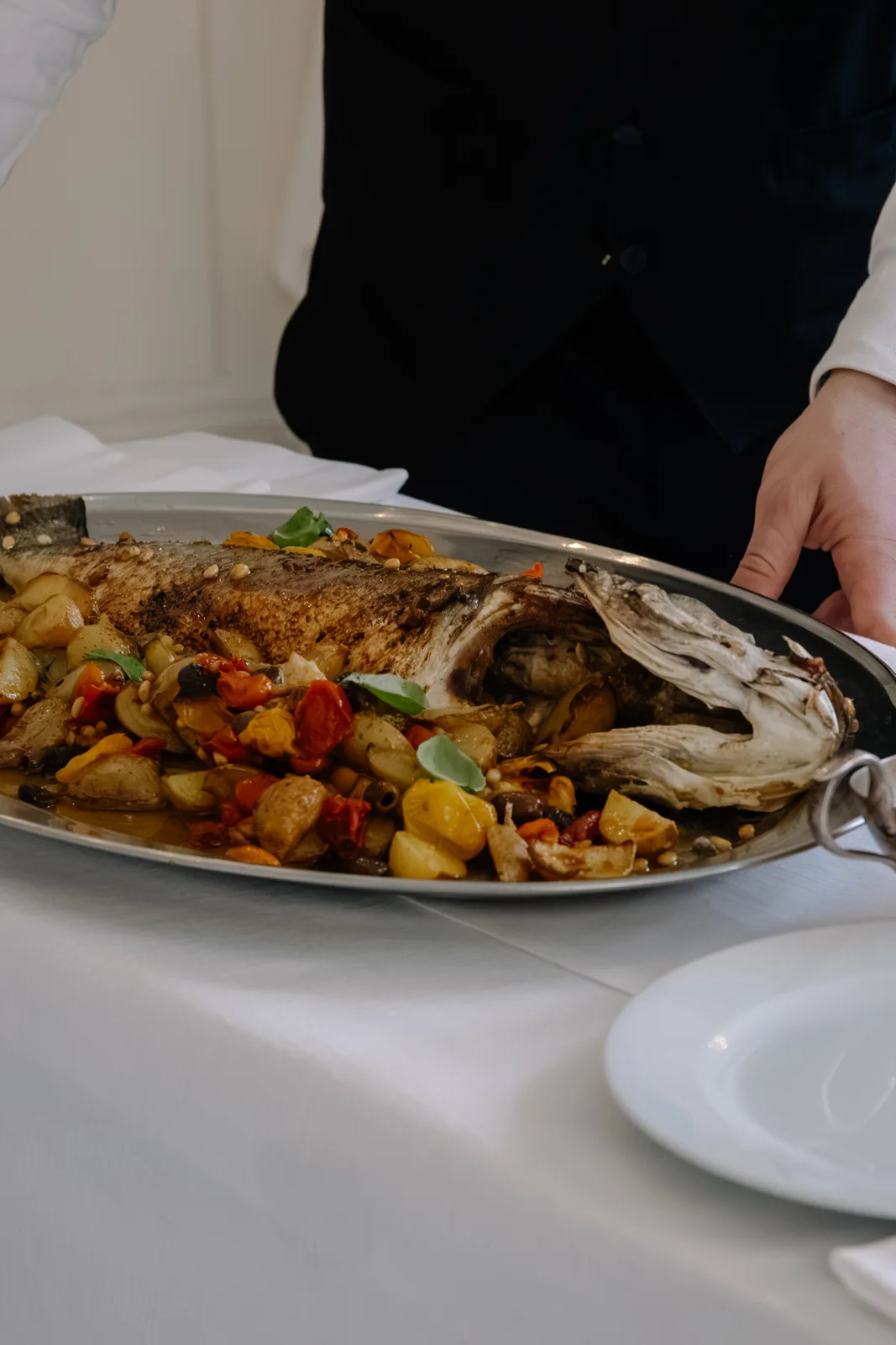 Servizio di pesce al tavolo